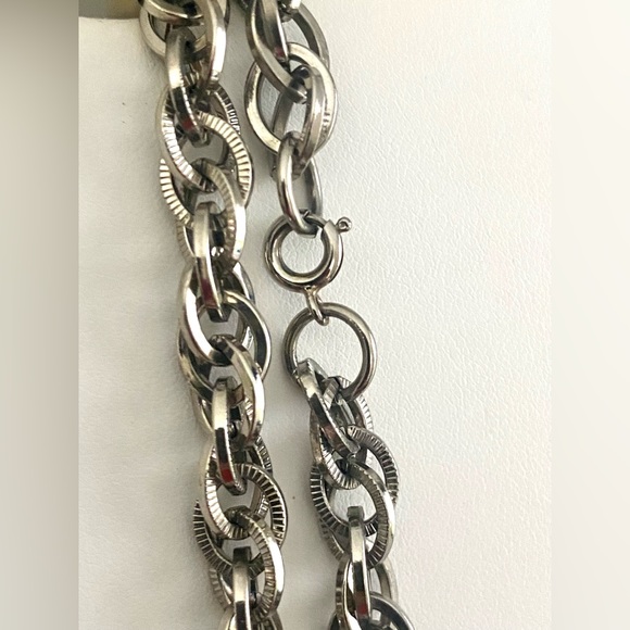 Vintage Silver Tone Long Necklace / Silver Chain - Picture 6 of 8
